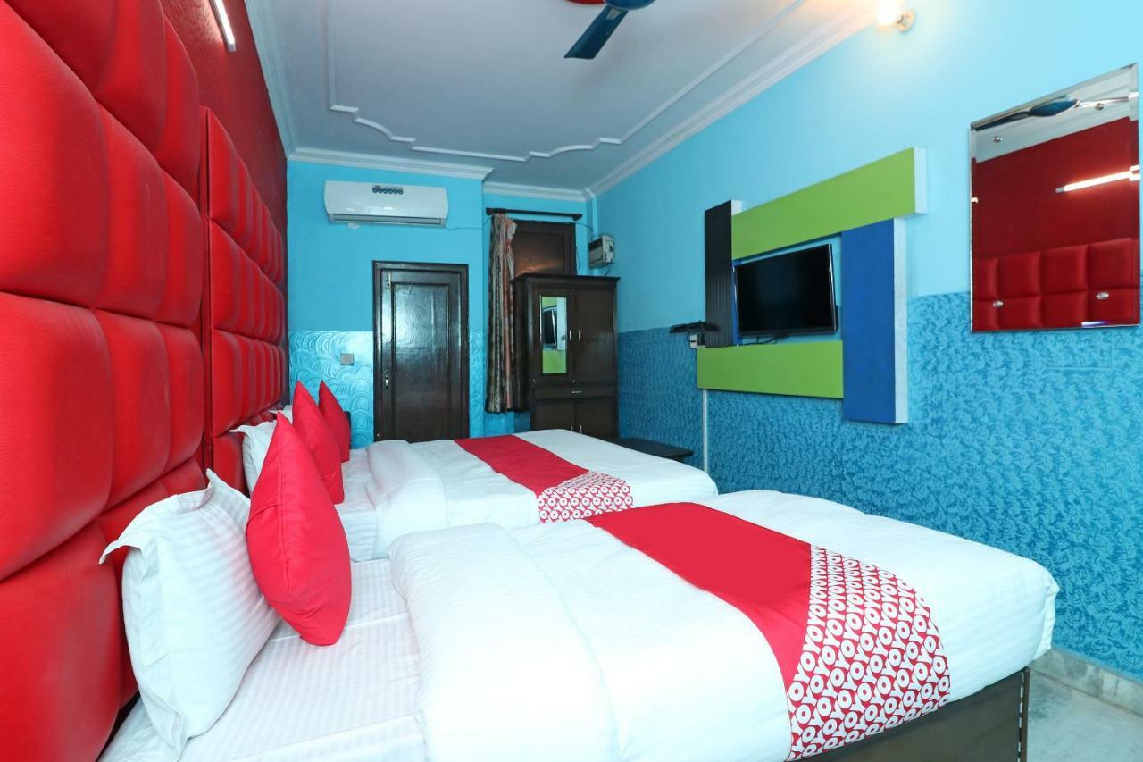 Oyo 29304 Hotel Pooja Yamunānagar Extérieur photo