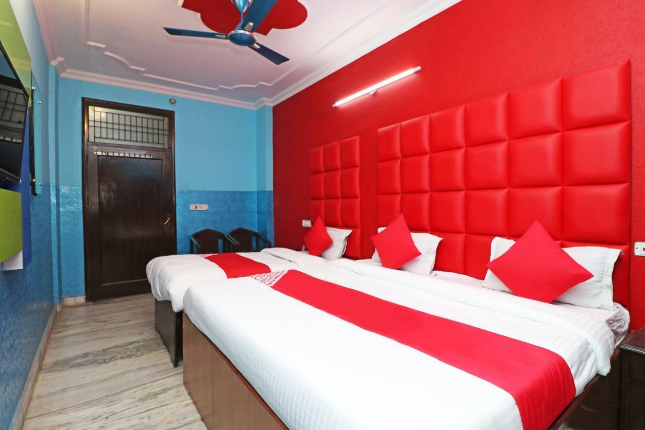 Oyo 29304 Hotel Pooja Yamunānagar Extérieur photo