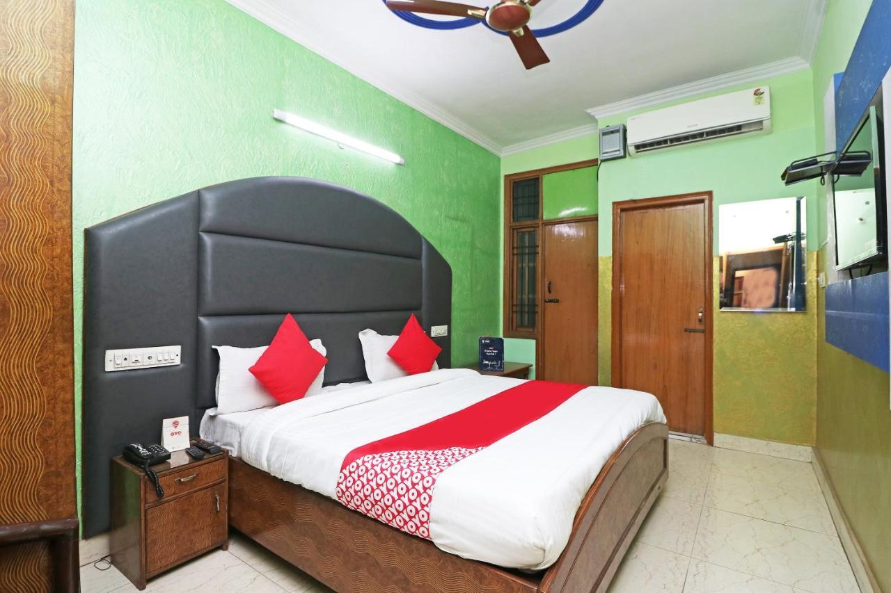 Oyo 29304 Hotel Pooja Yamunānagar Extérieur photo