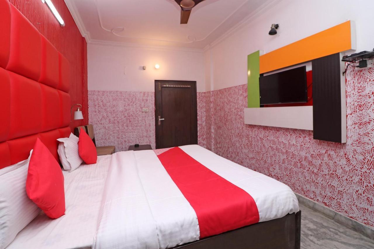 Oyo 29304 Hotel Pooja Yamunānagar Extérieur photo