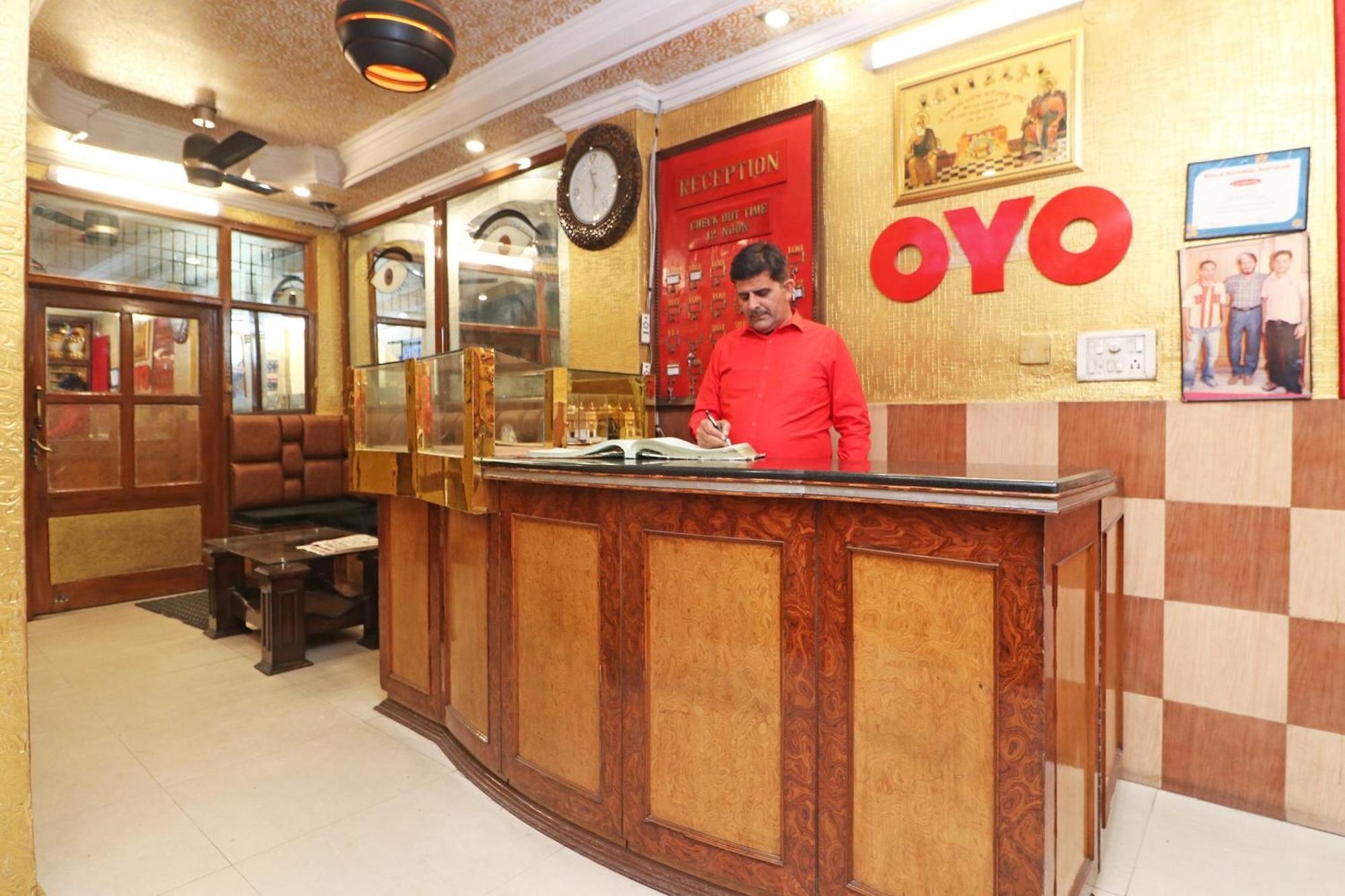 Oyo 29304 Hotel Pooja Yamunānagar Extérieur photo